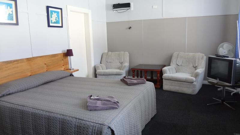 Mountain View Motel Queenstown Exterior photo